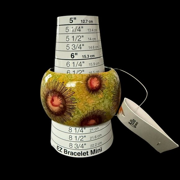 Hand painted Wood Wide Bangle Bracelet Abstract Sunburst Design Green Pink Hues - Picture 2 of 7